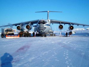 Українські військові льотчики в рамках операції “Північний сокіл” перевезли 68 тон пального до Гренландії