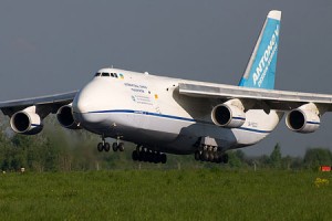 Літаки Ан-70 і Ан-124 будуть збиратися на Ульянівському авіазаводі