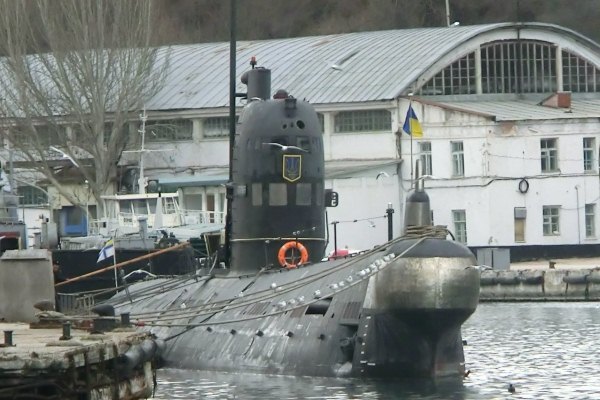 Підводний човен “Запоріжжя” ВИЙШОВ ІЗ СУДОРЕМОНТНОГО ЗАВОДУ! (ОНОВЛЕНО: ФОТО + ВІДЕО)