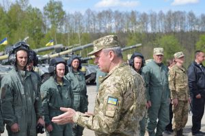 Підтримати нашу команду на «Strong Europe Tank Challenge» прибув начальник Генерального штабу Віктор Муженко