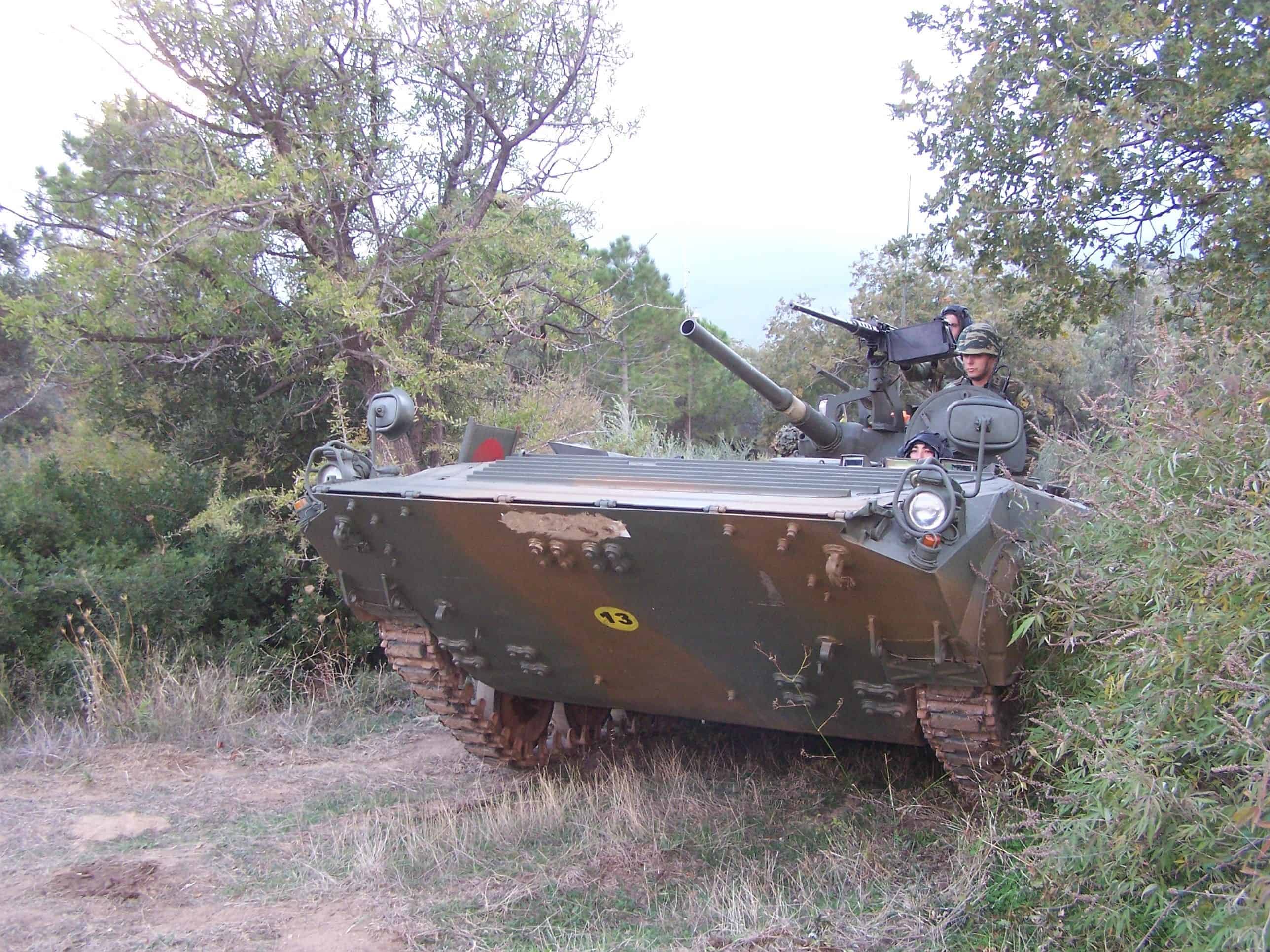 Греція підтвердила можливість передачі Україні своїх БМП-1