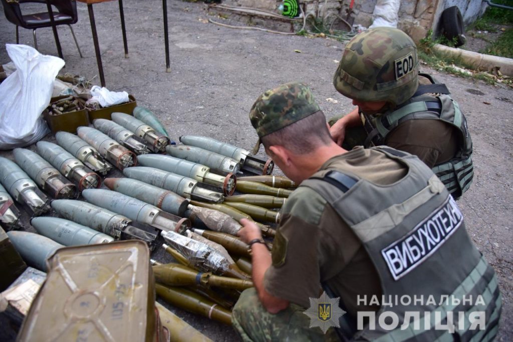 Озброєння яке здали поліції добровольці