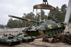 КБТЗ передає до ЗСУ нову партію модернізованих Т-72