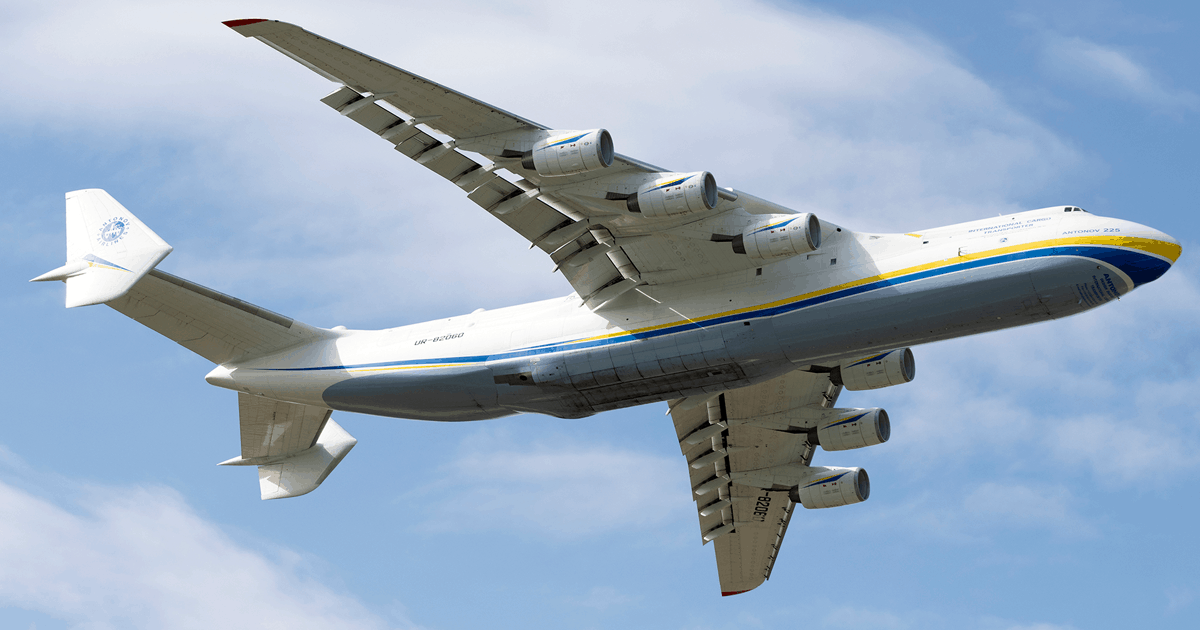 Ан-225 «Мрія»: коло пошани перед приземленням у Варшаві