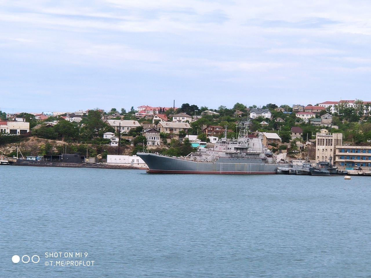 В окупованому Севастополі розформовують групу захоплених кораблів ВМС