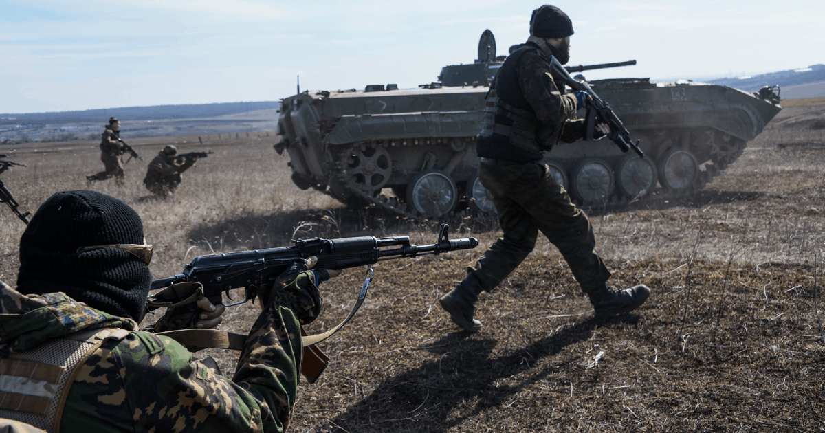 Бойовики підводять війська до лінії розмежування