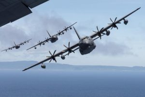 США перекинули спеціалізовані конвертоплани CV-22B та літаки MC-130J Commando II ближче до Венесуели