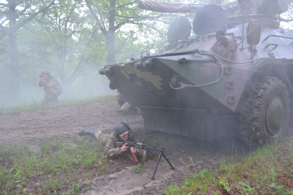 Курсанти під час навчань з БТР-3 Фото: Військовий інститут