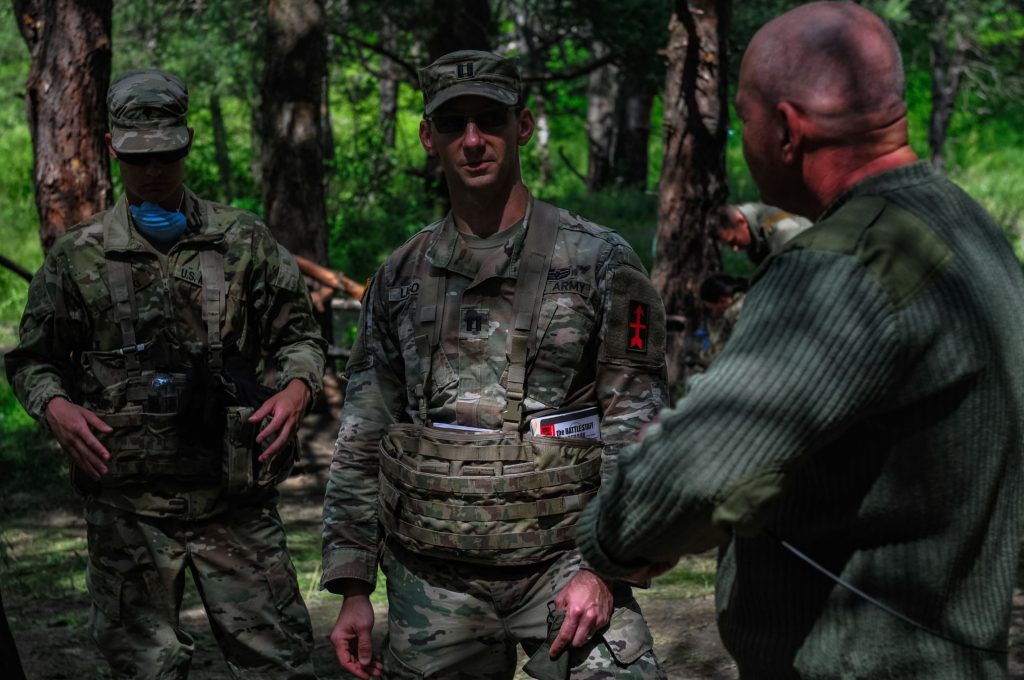 Військові місії JMTG-U під час маневрів. Фото: Генштаб ЗСУ