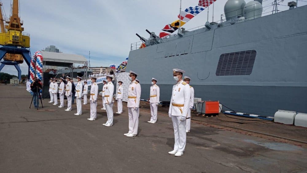 Церемонія підписання приймального акта фрегата «Адмирал флота Касатонов». Фото: ЗМІ РФ