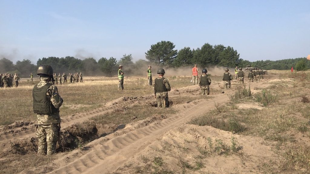 Вправа «обкатка танком» у «Десні»