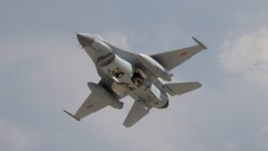 Українські льотчики почали навчання на F-16 в Румунії