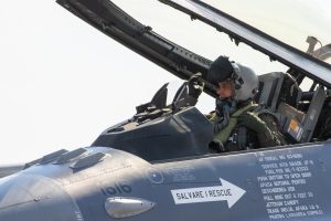 В Румунії займуться підготовкою українських льотчиків F-16