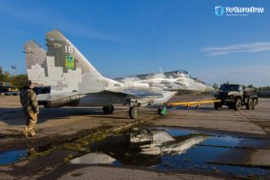 Зіткнення авто з МіГ-29: водій був напідпитку – ЗМІ