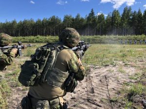 Естонія отримала перші автомати LMT