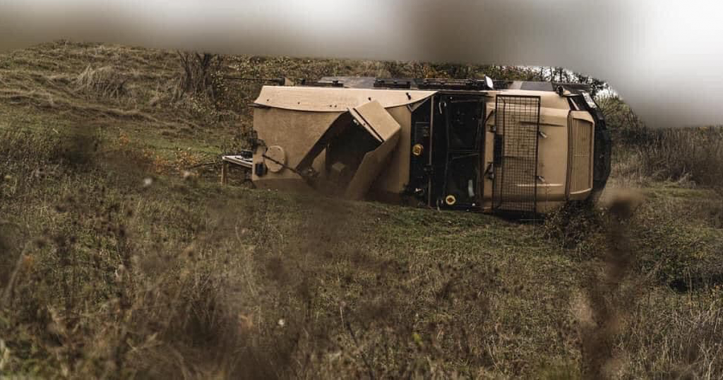 Покинута бронемашина «Sand Cat» сил ЗС Азербайджану у районі села Тагавард. Листопад 2020. Фото: Сили Вірменії