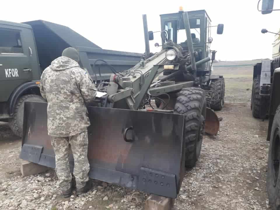 До Косова вилетіли українські миротворці. Інженера техніка для робіт у Косово. Фото: ЗСУ