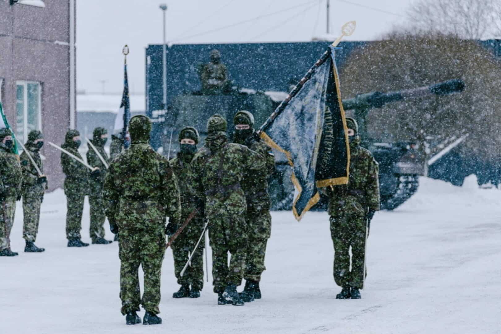 Естонія оцінила скільки б коштувала самостійна оборона від Росії