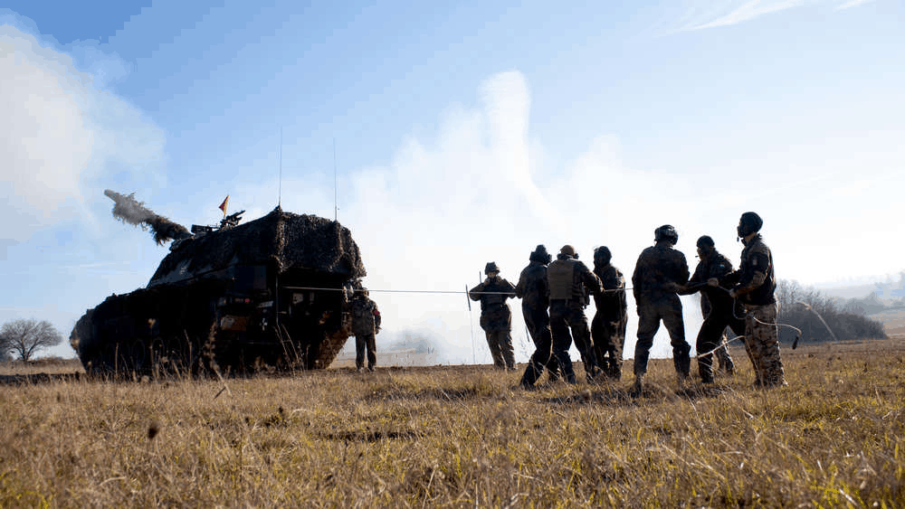 У Німеччині готують угорських артилеристів Panzerhaubitze 2000