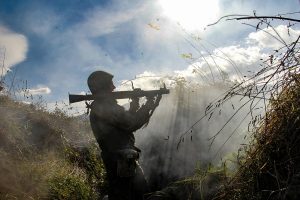 У Росії за допомогою гранатомету штурмували будинок пенсіонера