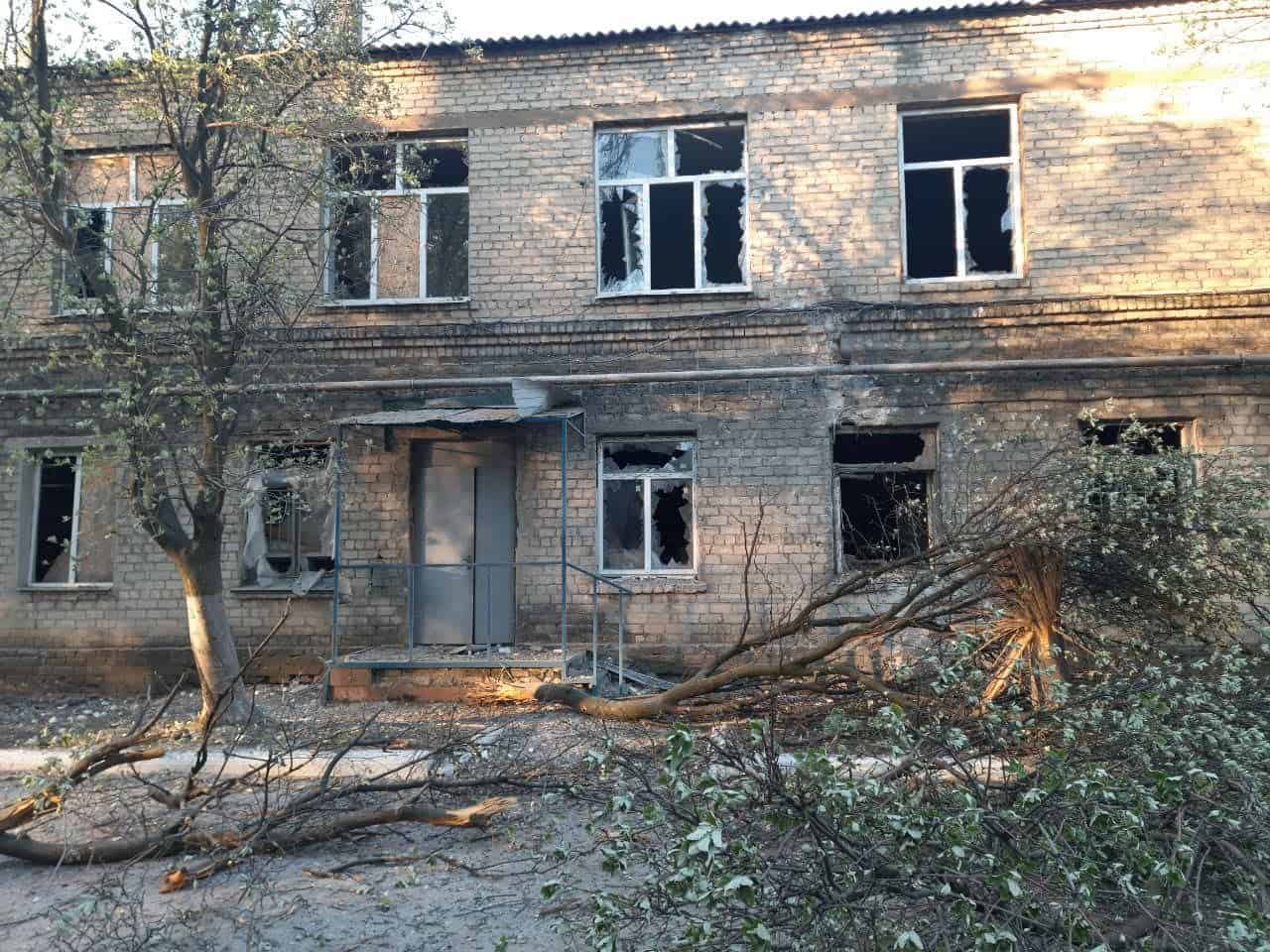 Бойовики обстріляли лікарню у Красногорівці