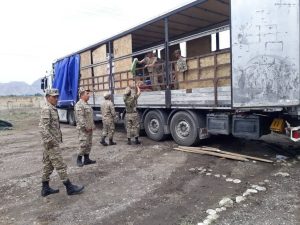 Киргизстан евакуює мешканців прикордонних з Таджикистаном сіл