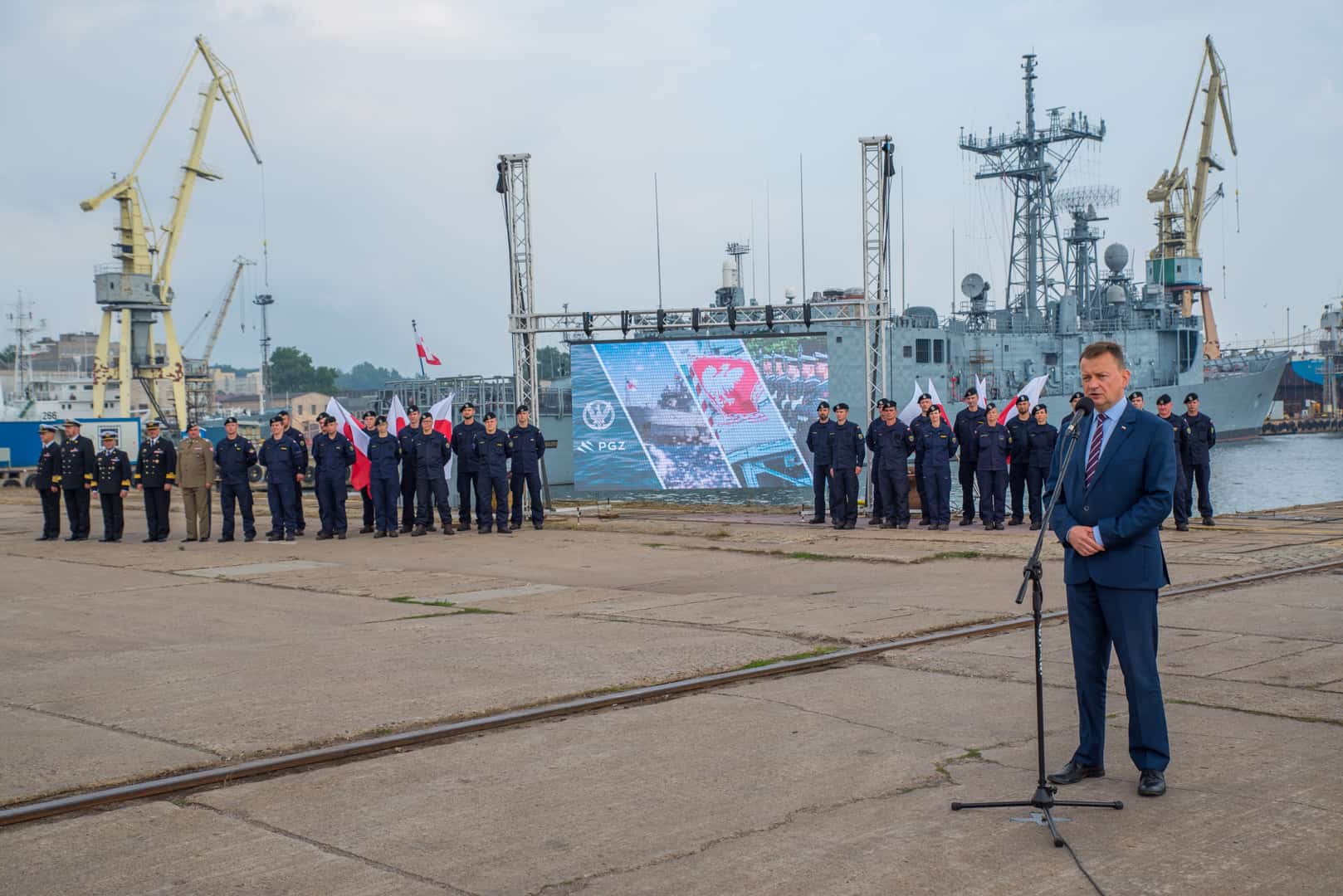 Польща замовила три фрегати