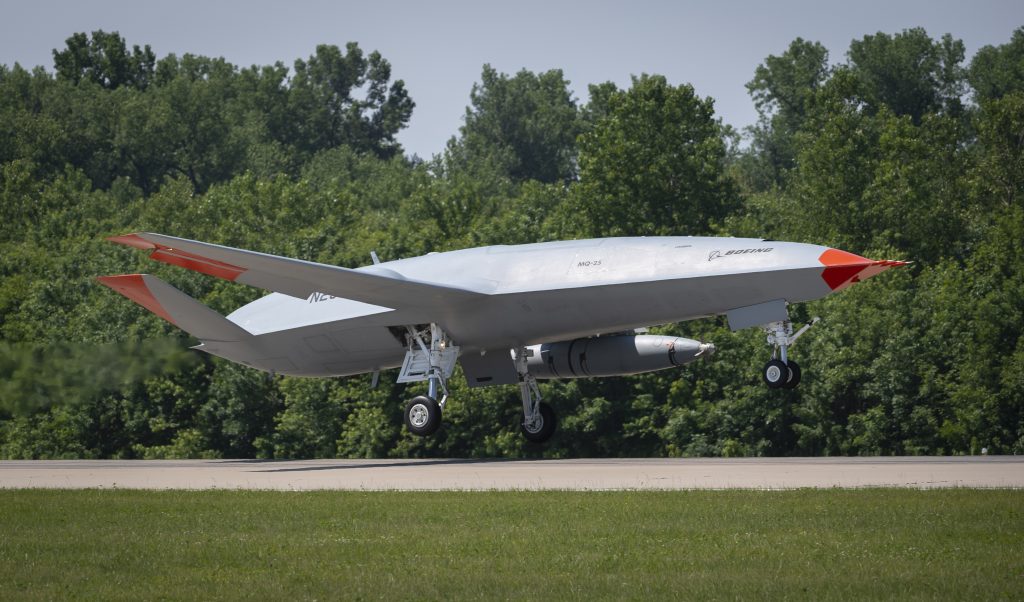 Безпілотник-заправник MQ-25
