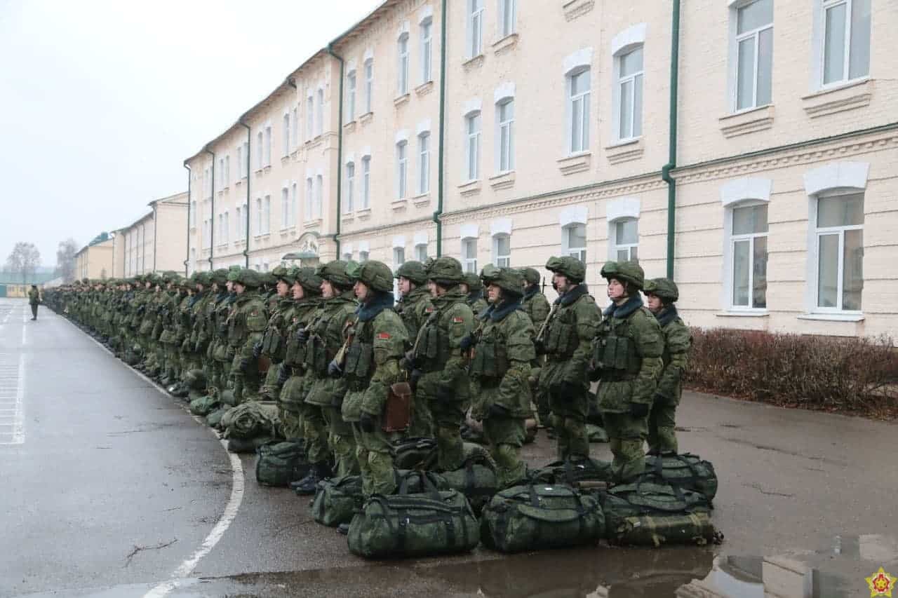 Лукашенко заявив про готовність підтримати Росію в ескалації ситуації на Донбасі