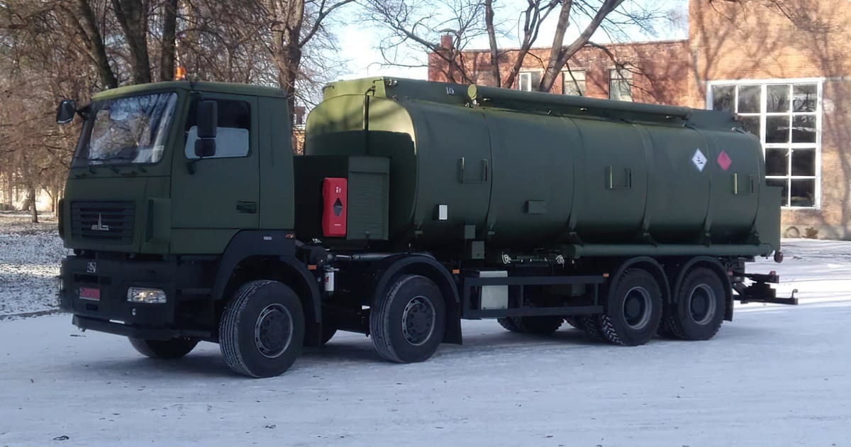 Нацгвардії передали другу найбільшу українську автоцистерну