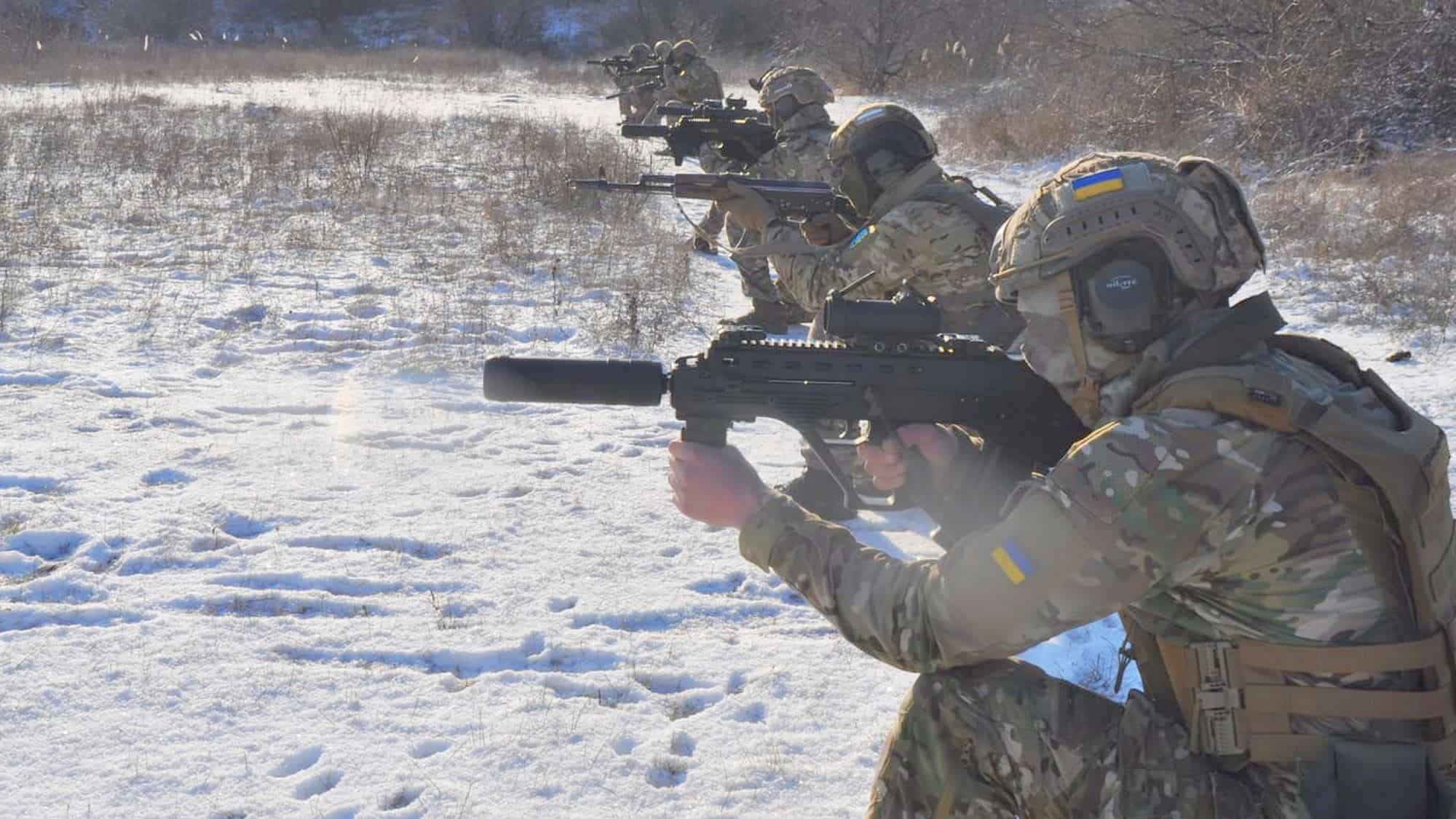 У Міноборони розповіли про забезпечення військових зимовою формою