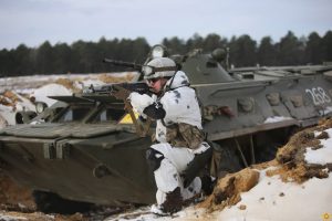 Білорусь побудує військовий полігон поряд з Україною