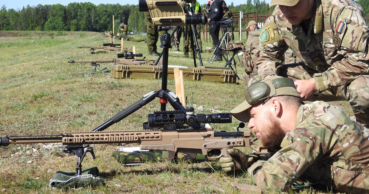 Нідерланди анонсували передачу Україні снайперської зброї та радарів