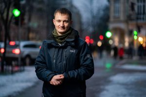 «Ми вкладаємо у те, що дозволяє нищити ворога». Відверте інтерв’ю Тараса Чмута з фонду Повернись живим