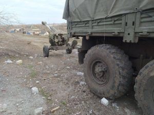 The Ukrainian forces have seized the russian 2B16 NONA-K towed artillery system