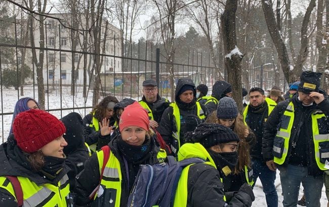 Лікарі з Ізраїлю допомагають українським біженцям