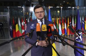 Heavy weapons for Ukraine: Kuleba arrived at a NATO meeting with a request