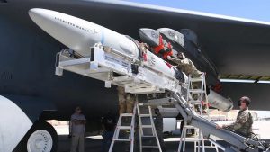 У США успішно виробували гіперзвукову ракету AGM-183A