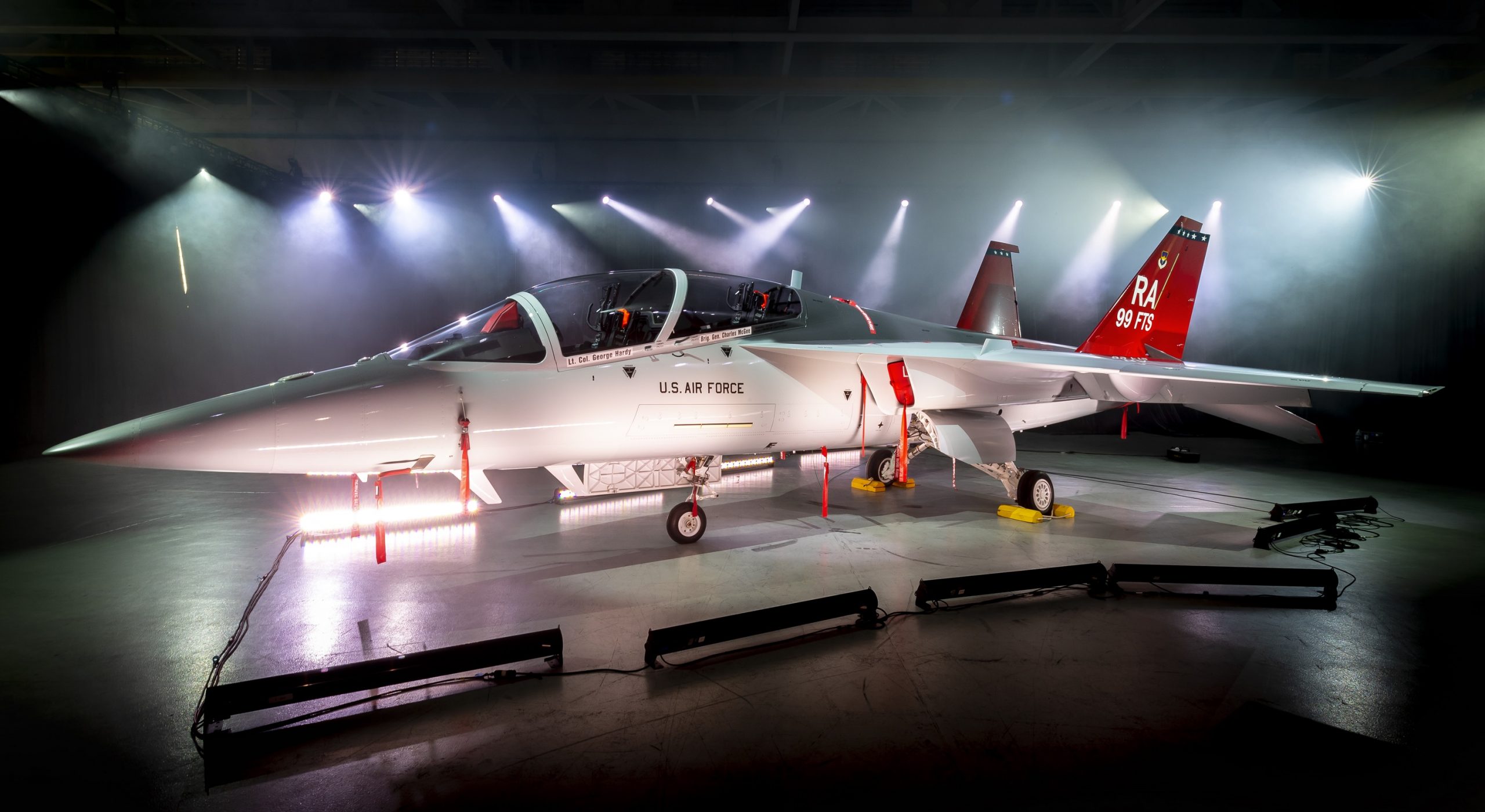 In the United States, T-7A Red Hawk “Red Tail” jet makes production debut