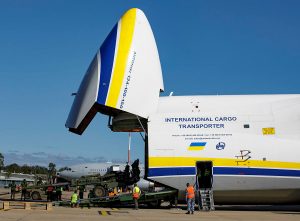 Допомогу Україні з Австралії доставляють на АН-124 “Руслан”