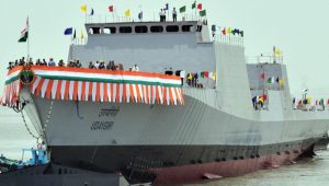 New “Surat” destroyer and “Udaygiri” frigate were launched for Indian Navy