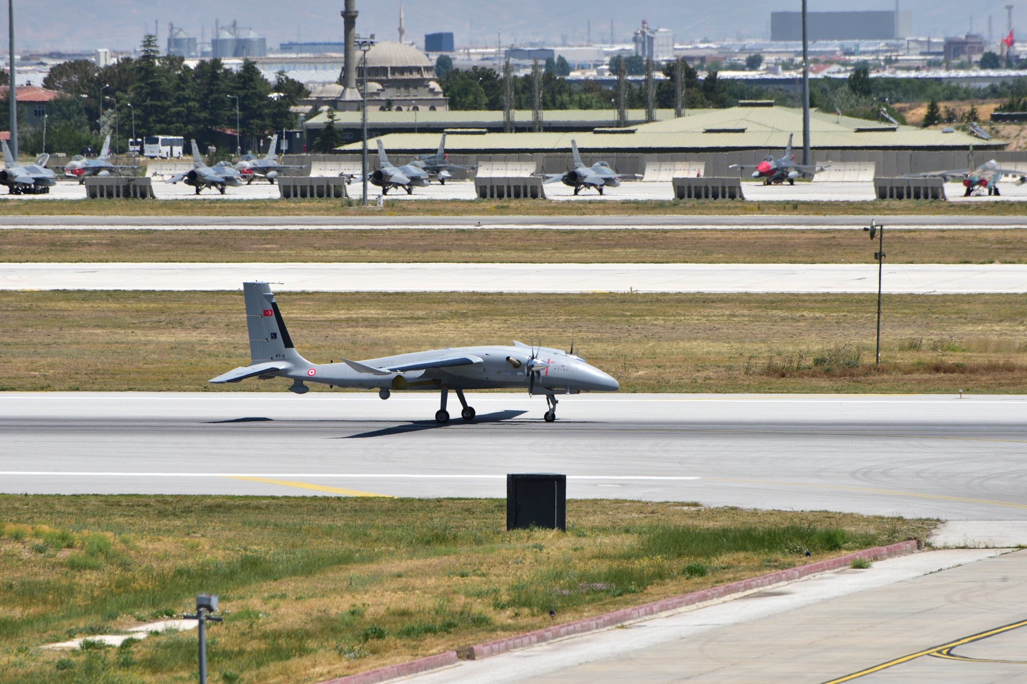 The Akıncı drone with Ukrainian engines is for the first time participating in international exercises in Turkey