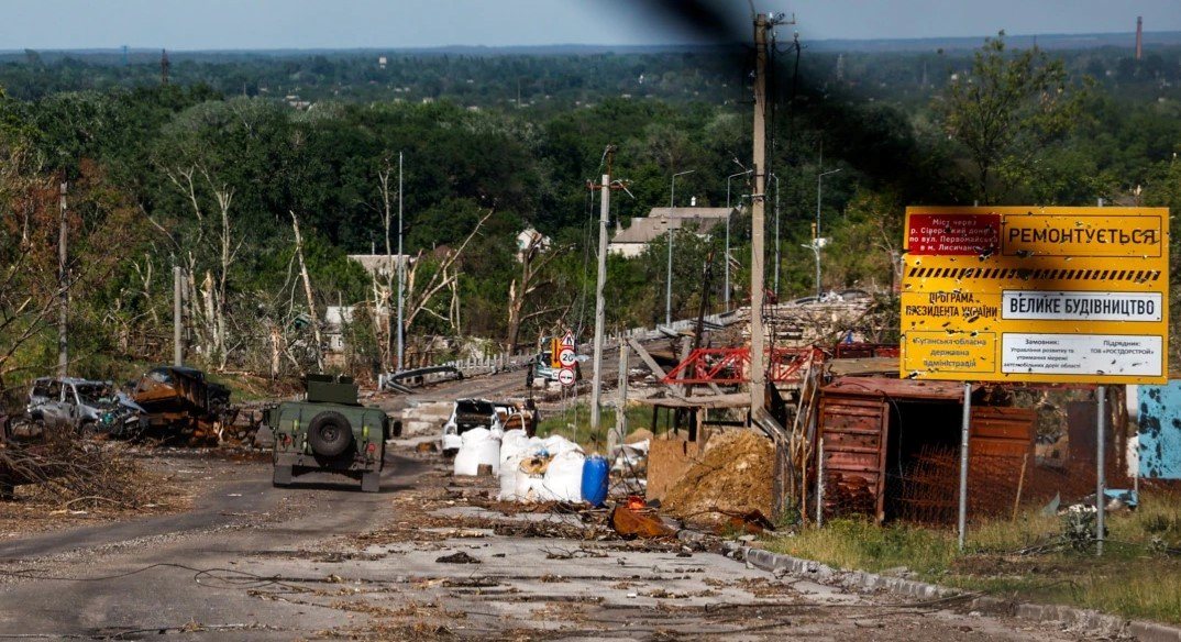 Invaders destroy second Sievierodonetsk bridge