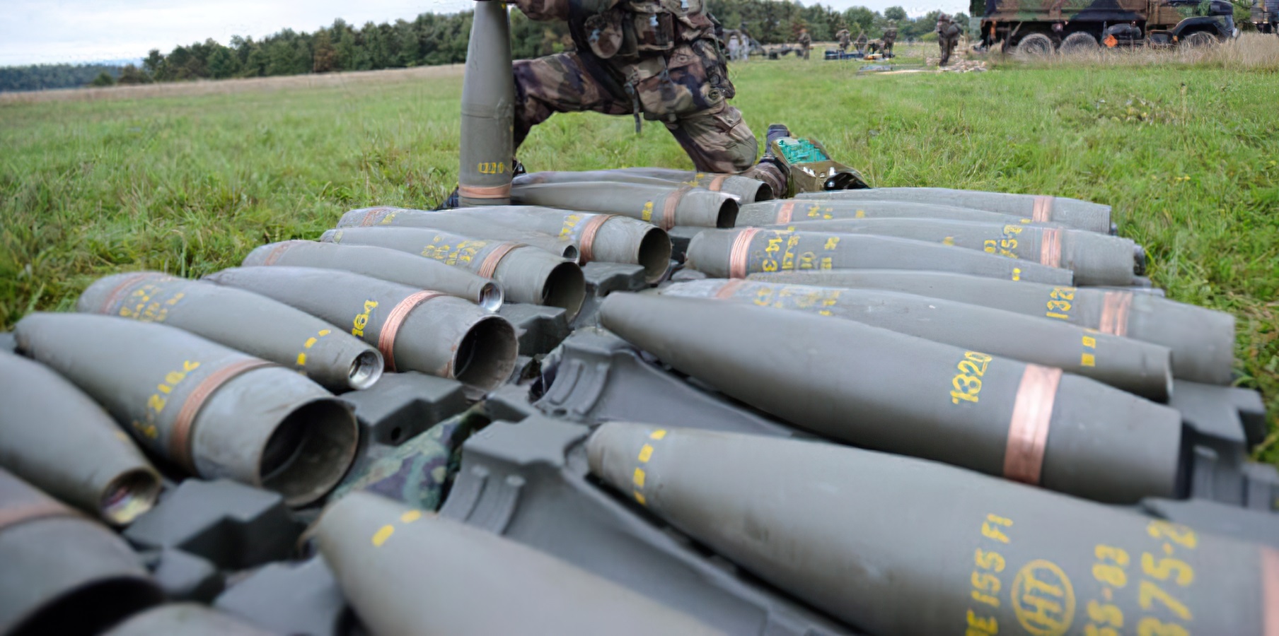 Ukraine signs contracts to purchase artillery ammunition