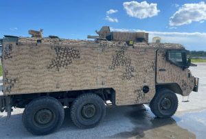 Українські військові отримали автомобілі Pinzgauer