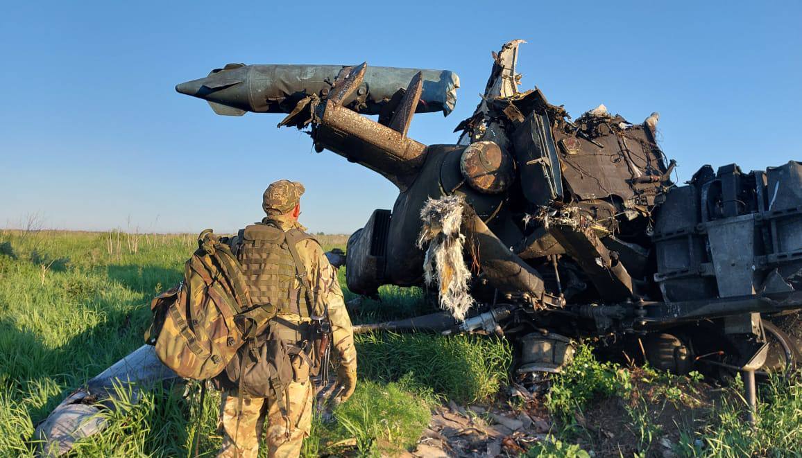 Морпіхи ЗСУ знайшли залишки Ми-28Н та російських льотчиків