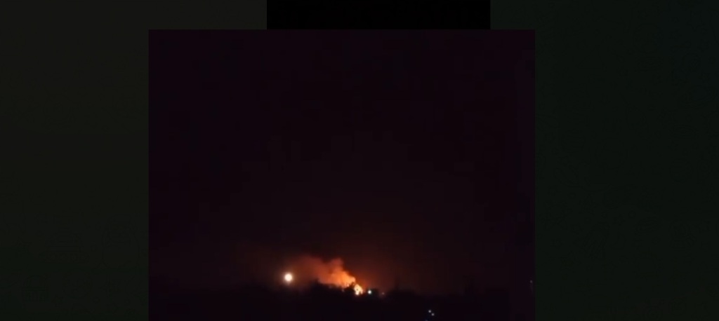 Night explosions and fire in occupied Ilovaisk