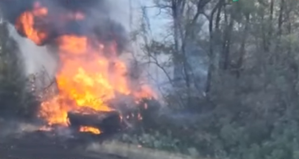 Артилерія ЗСУ під Ізюмом спалила бронетехніку росіян