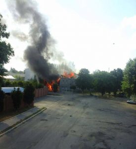 In the occupied Yasynuvata, the barracks of the Russian invaders were on fire