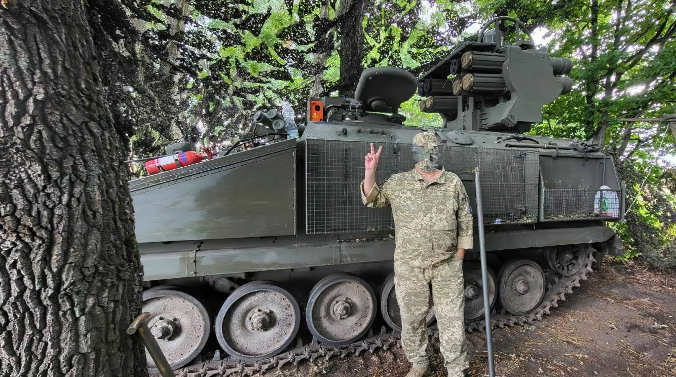 Військові України показали передані ЗРК “Stormer HVM”